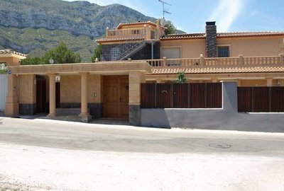 Вилла класса люкс в Dénia, Santa Lucia, продажа