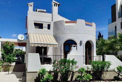 Вилла в Villamartin, продажа