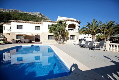 Вилла класса люкс в Calpe / Calp, продажа