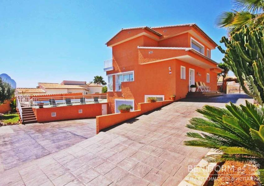Вилла класса люкс в Calpe / Calp, Urb. La Merced, продажа Вилла класса люкс в Calpe / Calp, Urb. La Merced, продажа
