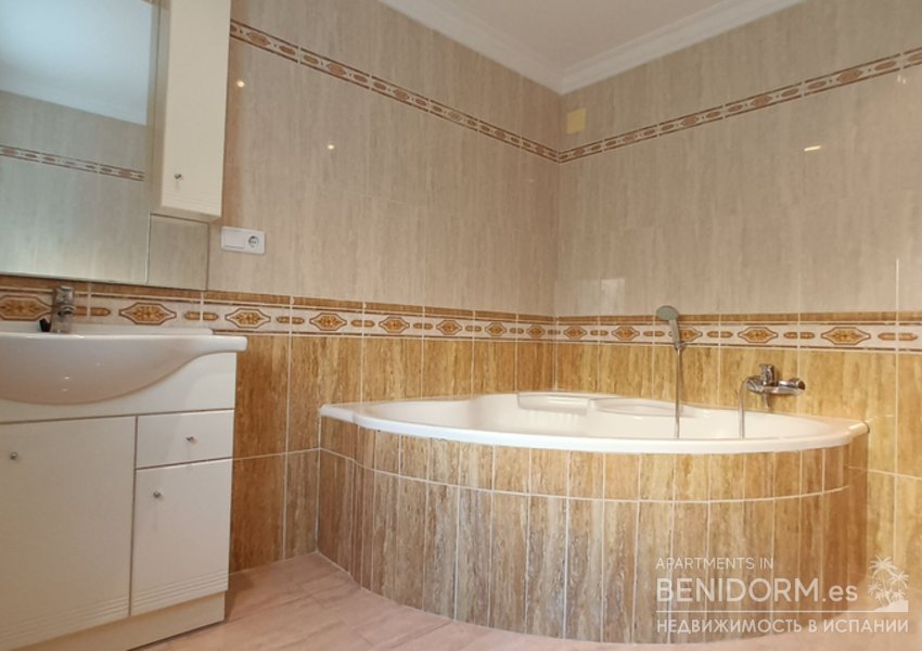 Вилла класса люкс в Alfaz del Pi / l'Alfàs del Pi, продажа Вилла класса люкс в Alfaz del Pi / l'Alfàs del Pi, продажа