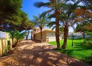 Вилла класса люкс в Torrevieja, Punta Prima, продажа