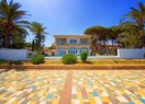 Вилла класса люкс в Torrevieja, Punta Prima, продажа