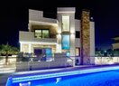 Вилла класса люкс в Torrevieja, La Mata, продажа