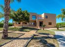 Вилла класса люкс в Guardamar del Segura, продажа